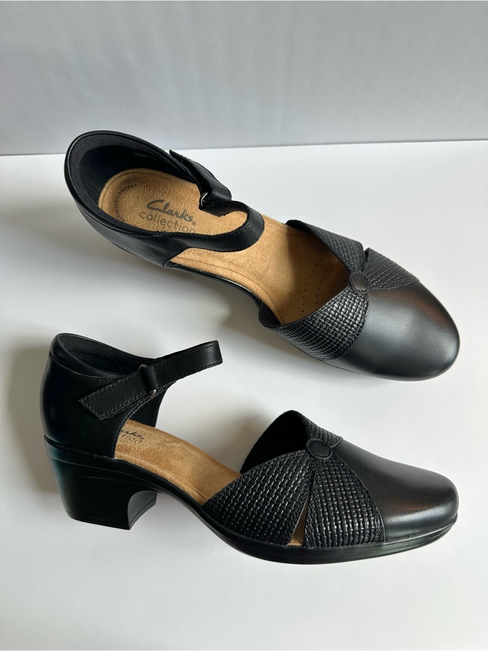 NEW Clarks Leather Emily Rae Women's Pump Black Almond Toe Vintage US 12 UK 9.5